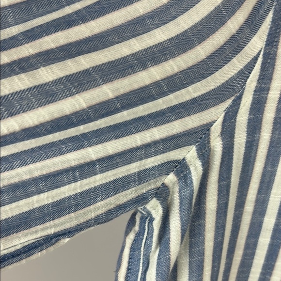 Lucky Brand Flawed Modal Blend Blue and White Half Button Up Blouse Size M - Picture 4 of 12